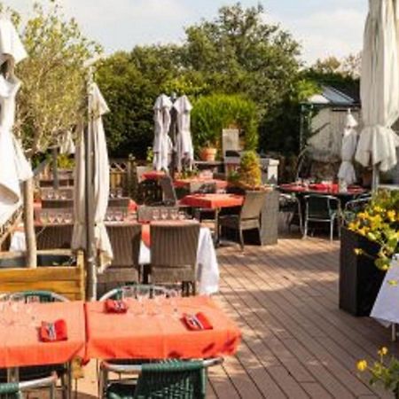 Saint-Remy-l'Honore Auberge De La Garenne المظهر الخارجي الصورة